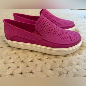 Crocs Hot Pink Shoes- slip on